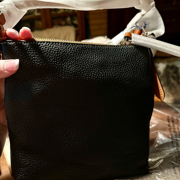 NWT Dooney & Bourke Letter carrier crossbody - Picture 6 of 8